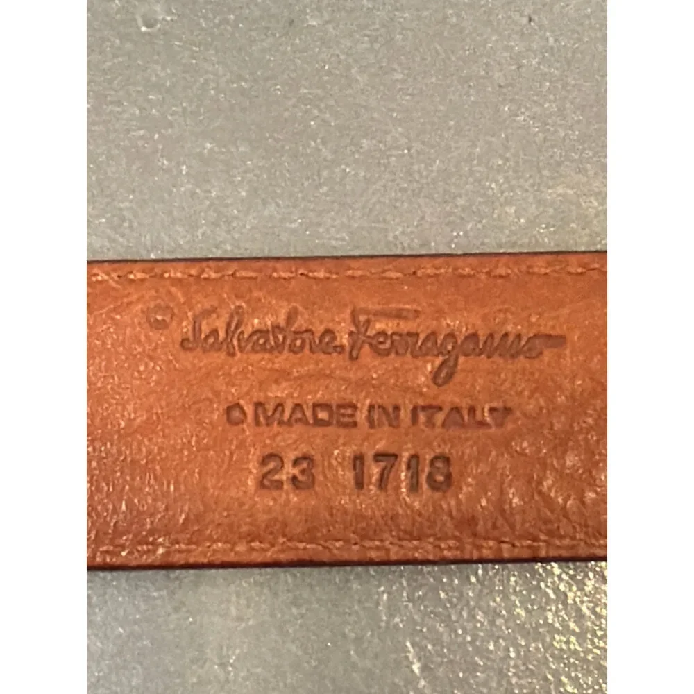 Salvatore Ferragamo Gancini Embossed Leather Belt Tan Size Medium Excellent